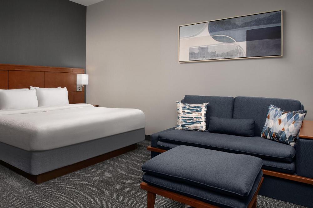 King Room with Sofa Bed interior